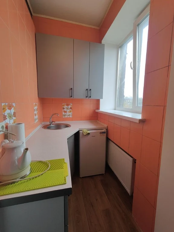 Продається смарт-квартира в 1 кімнаті, метро Вокзальна (Южний вокзал)