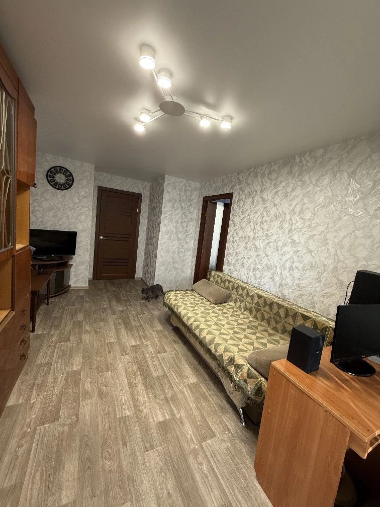 Продам 3-кімнатну квартиру, район Медуніверситету.