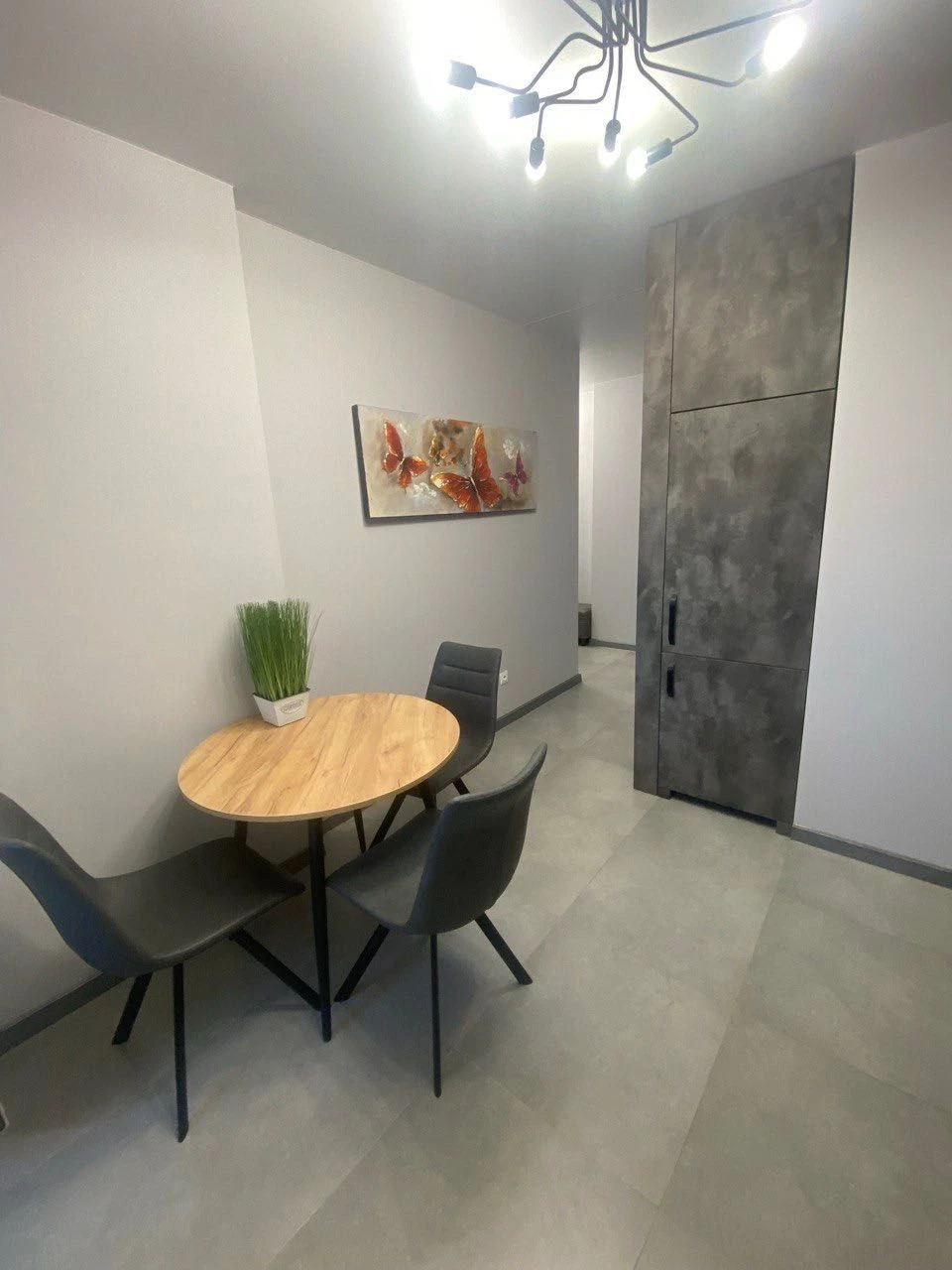 Продажа 1-комнатной квартиры 44 м2 с ремонтом, проспект Відрадний 2.