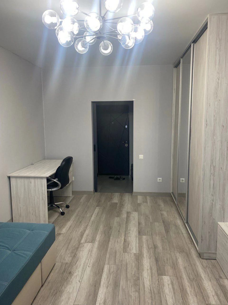 Продажа 1-комнатной квартиры 44 м2 с ремонтом, проспект Відрадний 2.