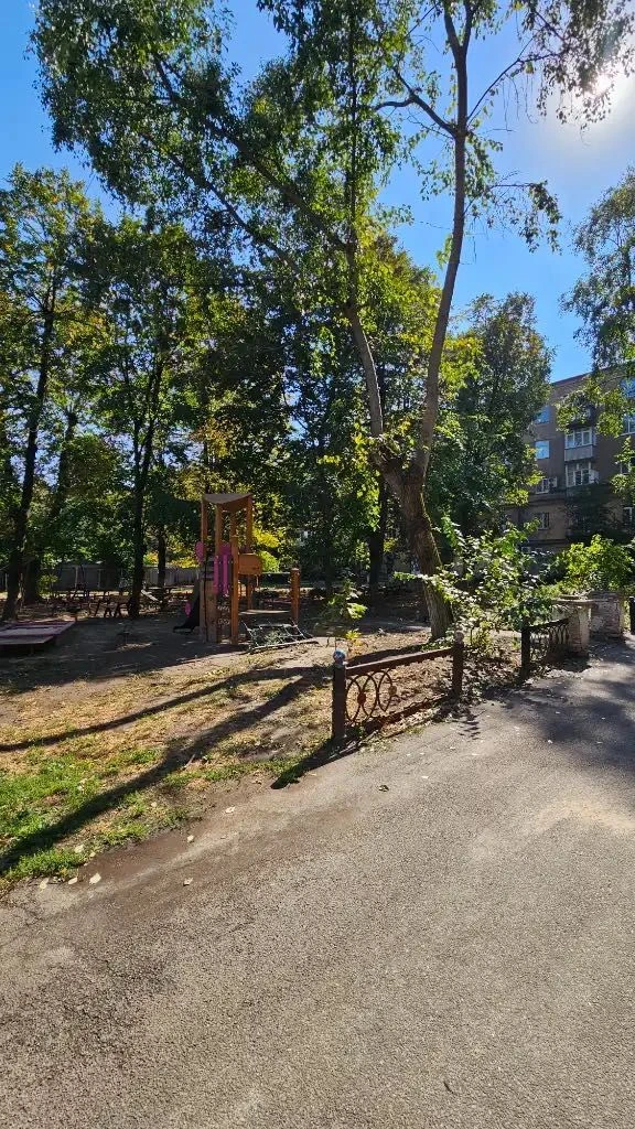 For Sale 3-room apartment at Яворницкого пр. 90, Park Glob