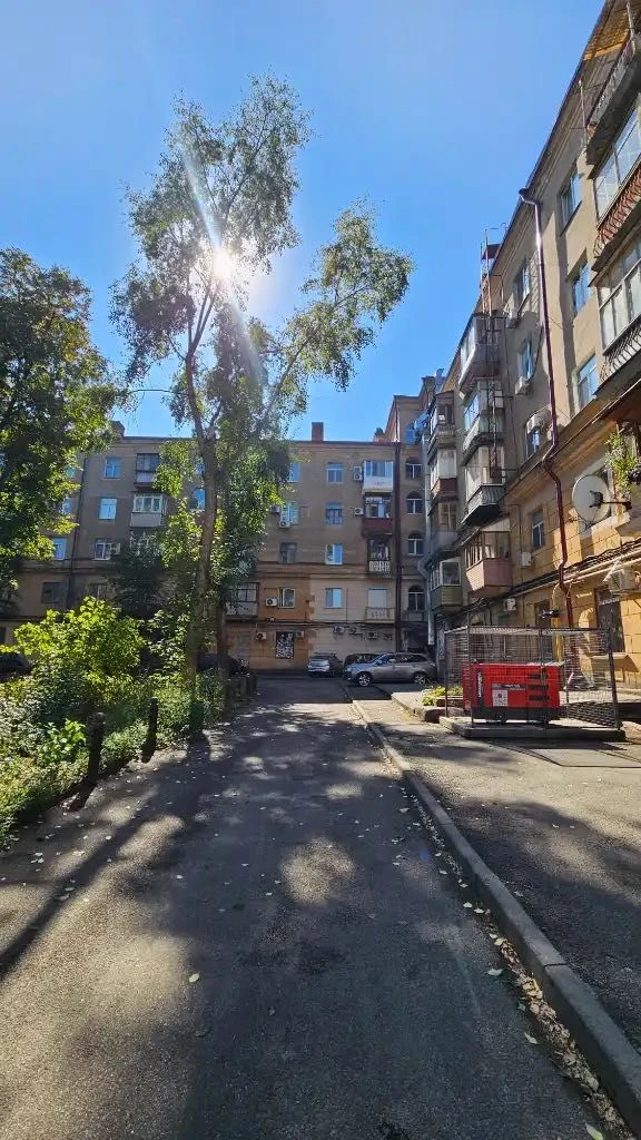 For Sale 3-room apartment at Яворницкого пр. 90, Park Glob