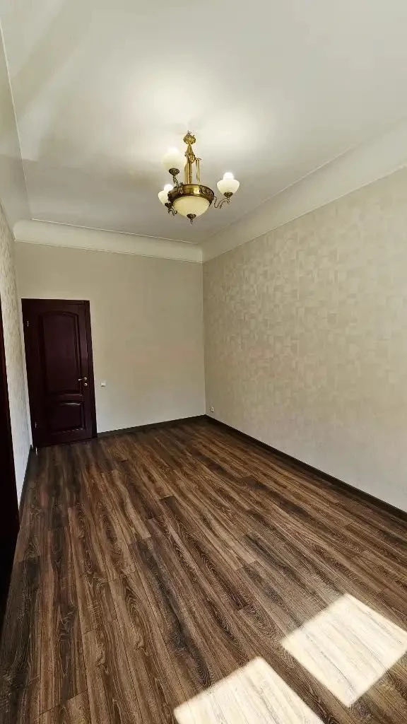 For Sale 3-room apartment at Яворницкого пр. 90, Park Glob