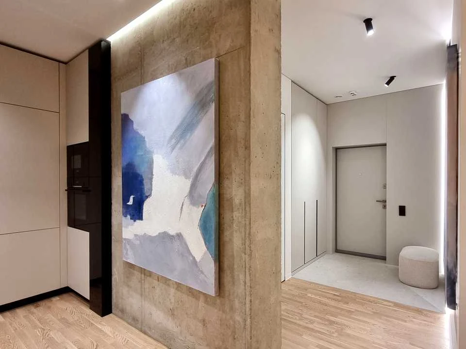Apartment. Dnipro, Naberezhna Perevomohy st.