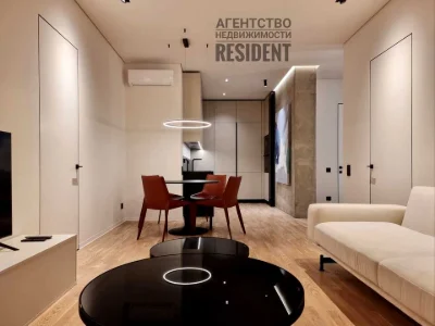 Apartment. Dnipro, Naberezhna Perevomohy st.