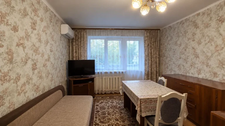Продам 3к квартиру район Типографії