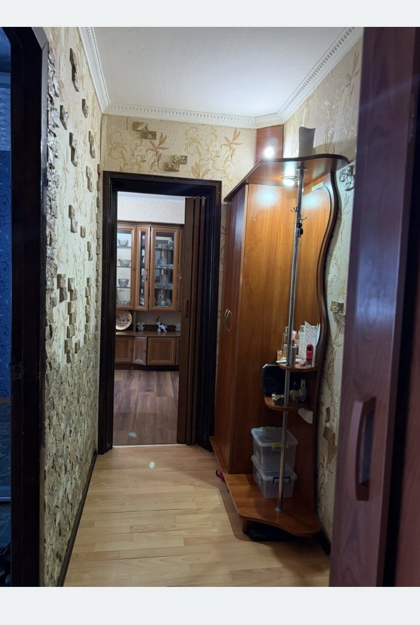 Sale of a 3-room apartment. Mir Avenue.