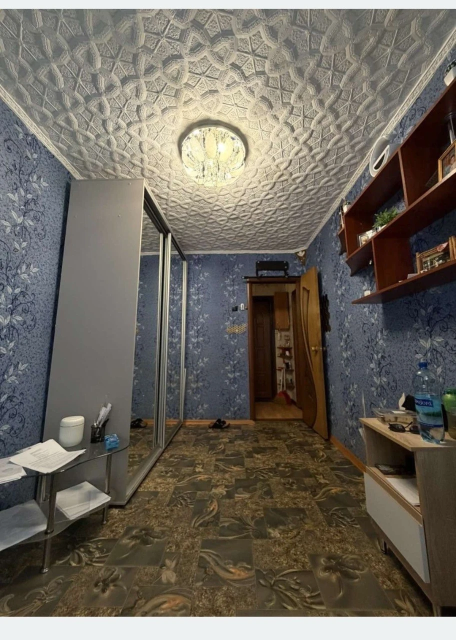 Sale of a 3-room apartment. Mir Avenue.