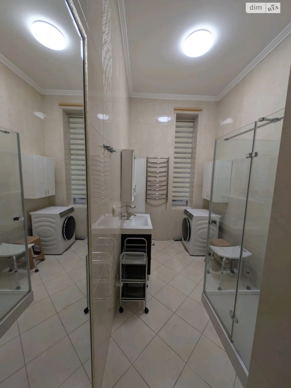 Apartment for Sale: Center