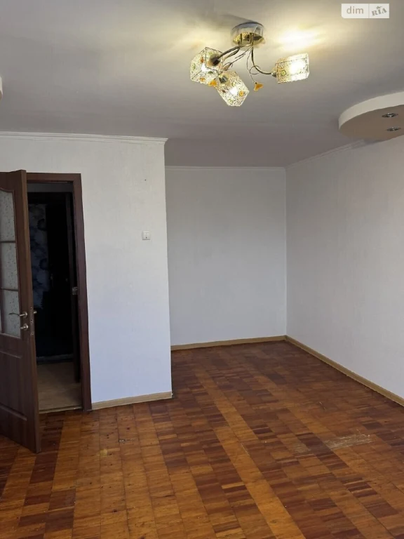 Sale of Apartment Near Estate