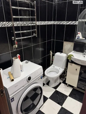 Sale of Apartment Near Estate