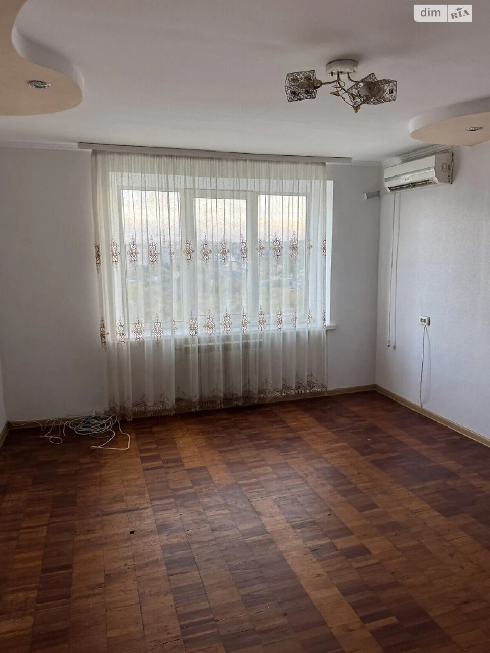 Sale of Apartment Near Estate