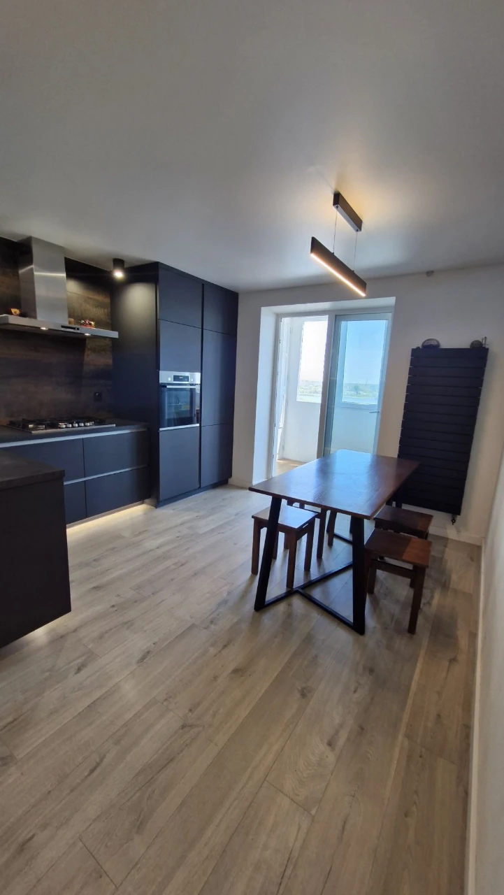 Sale of a 3-room apartment near Magellan