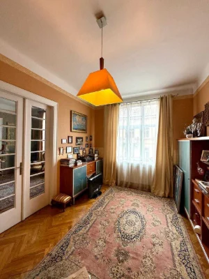 Sale of a 4-room apartment on Stepanek Street