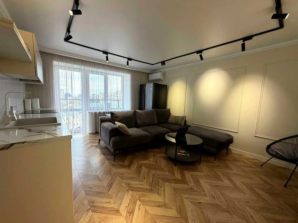 Apartment. Lesya Ukrainka Blvd, Kyiv