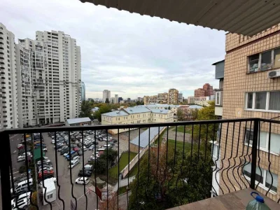 Apartment. Lesya Ukrainka Blvd, Kyiv