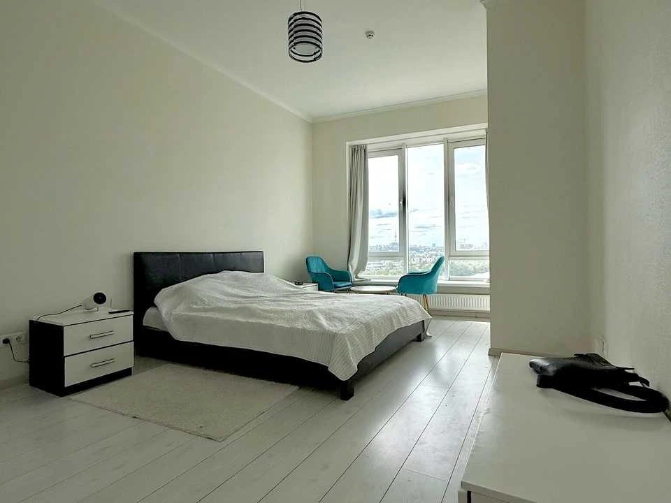 Apartment. Kyiv, Olphonetska Naborozhna st.