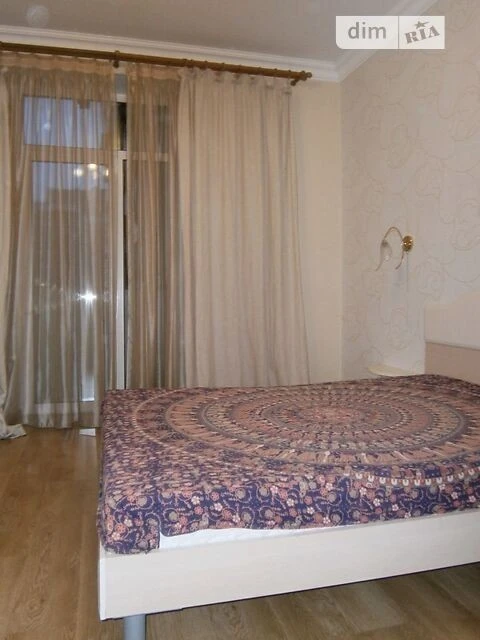 Сдается 2-комнатная квартира 58 м², улица Саксаганского, 85