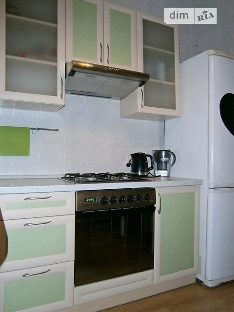 Сдается 2-комнатная квартира 58 м², улица Саксаганского, 85