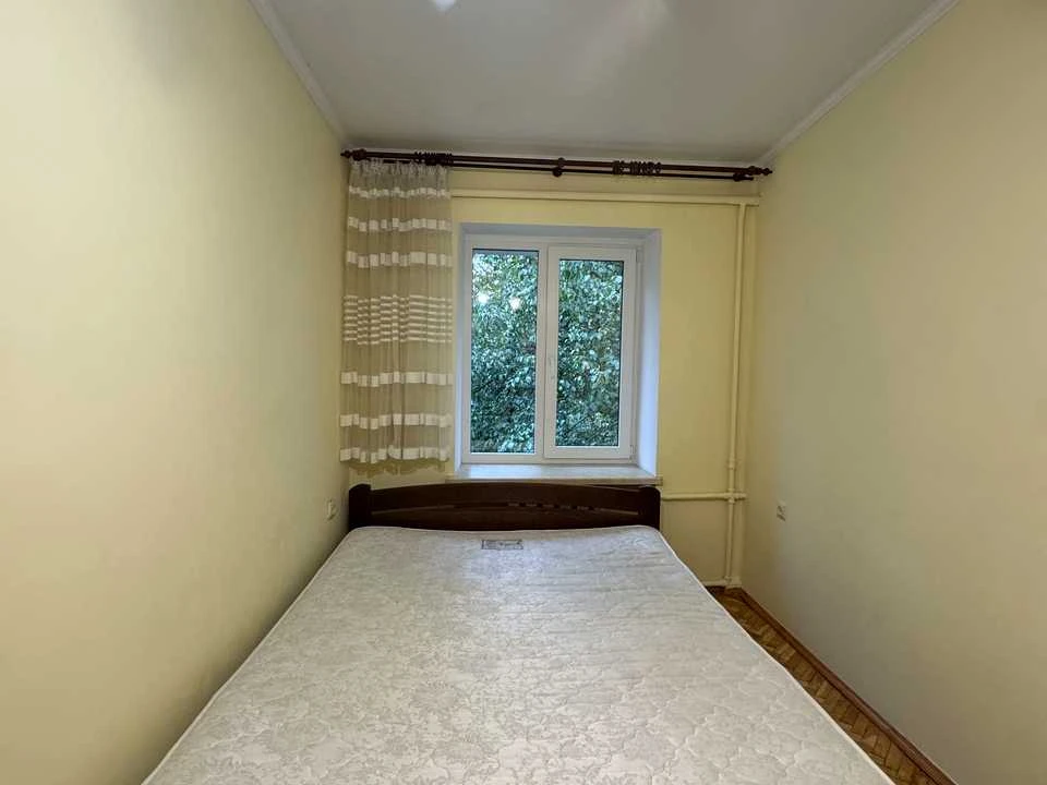 Apartment. Sergyi Litvynenko Street, Lviv