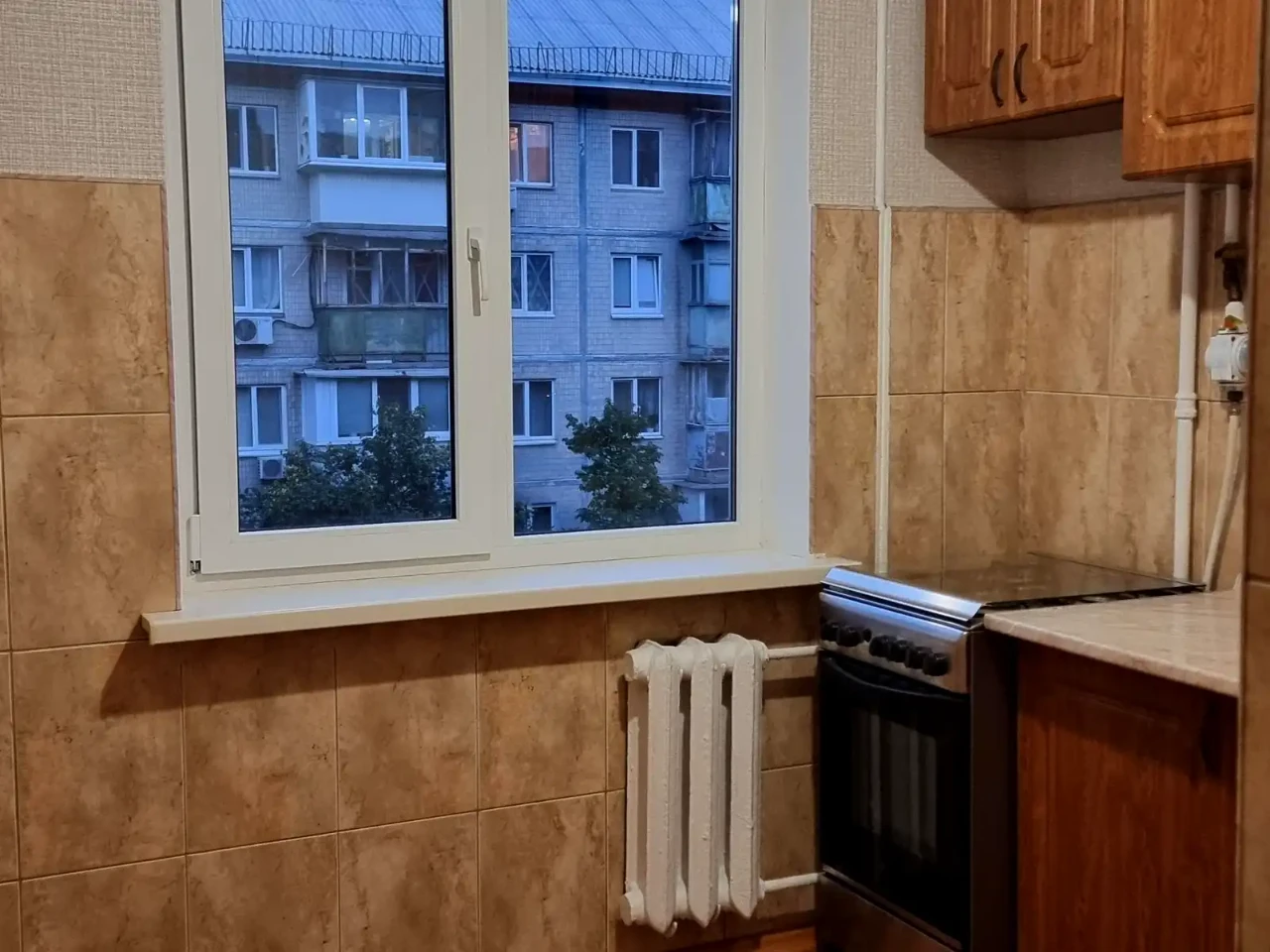 Продается 1-комнатная квартира 32 м² на 4 этаже.