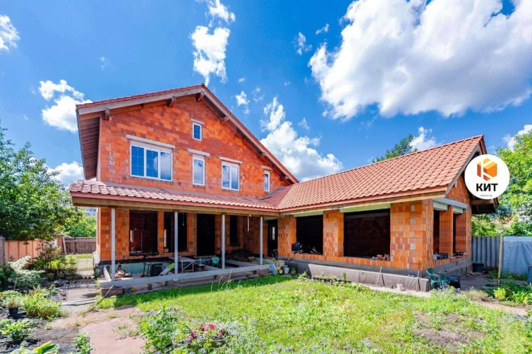 Будинок 620 м2, ділянка 10,35 сот. Центр (Шатиловка) 125194
