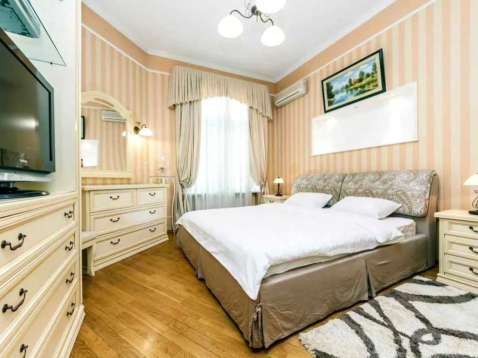 Квартира. Киев, Михаиловская ул.