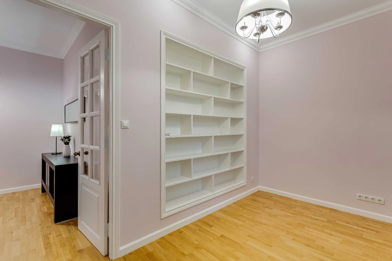 Apartment for Rent at 12/5 Lipsky Street