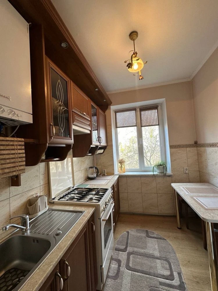 Продажа квартиры ул. Золотая (церковь Анны)