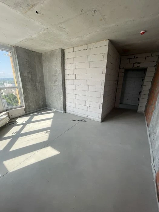 Продам 2-х комнатную квартиру ЖК Радужный, Кибальчича 1-Б