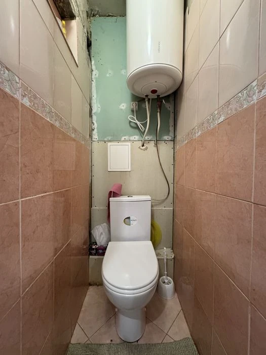 Продам 2к квартиру ул.Академика Янгеля 7