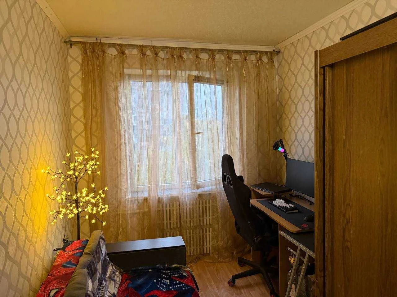 Sale of a 2-bedroom apartment on "Perevoy" residential area - 6 (Shtabnoy lane)