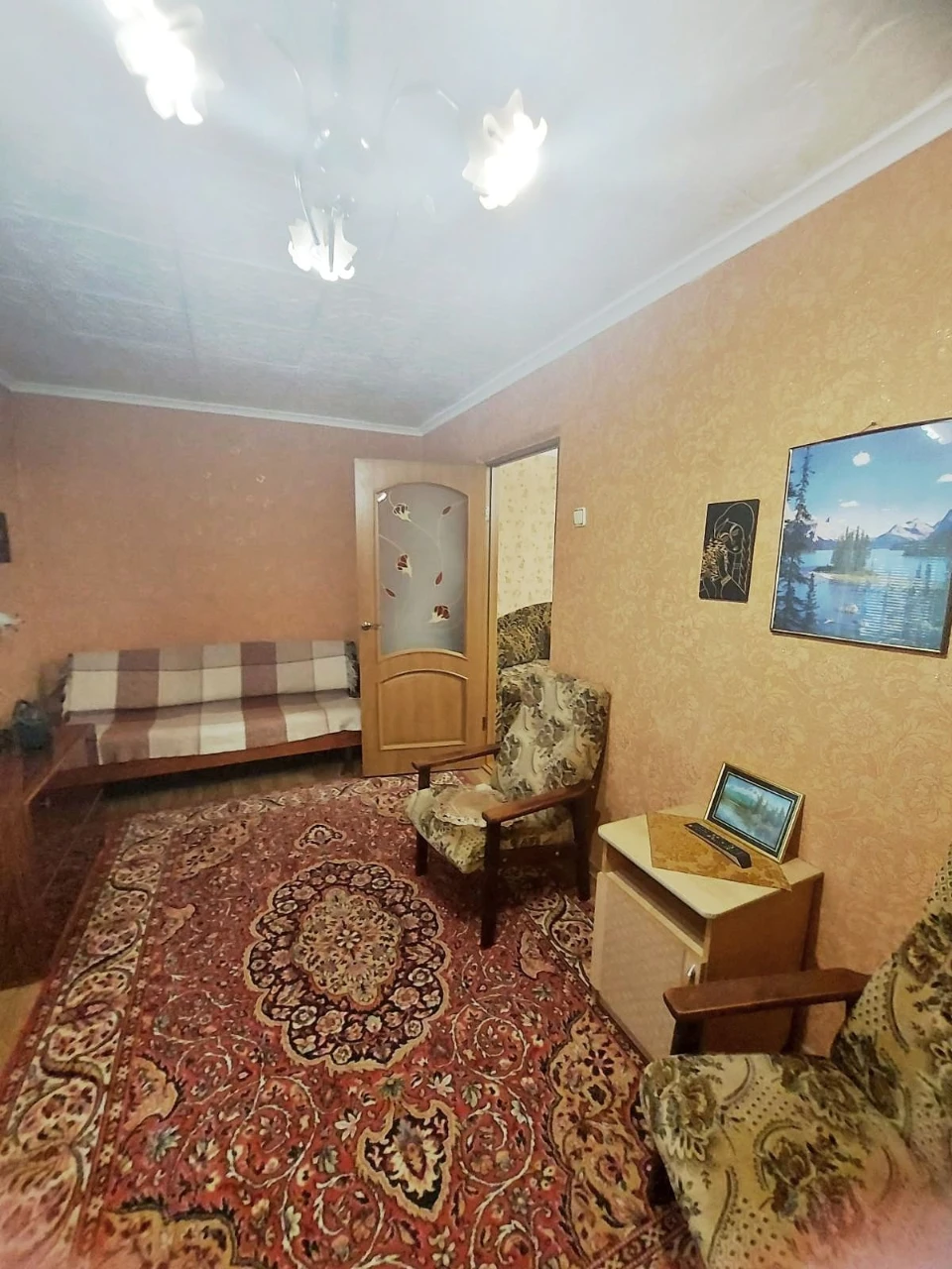 Продажа квартиры на Космонавтов