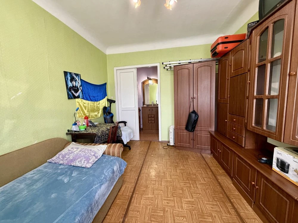 Selling 2-bedroom apartment, Central Street, "Water" stop