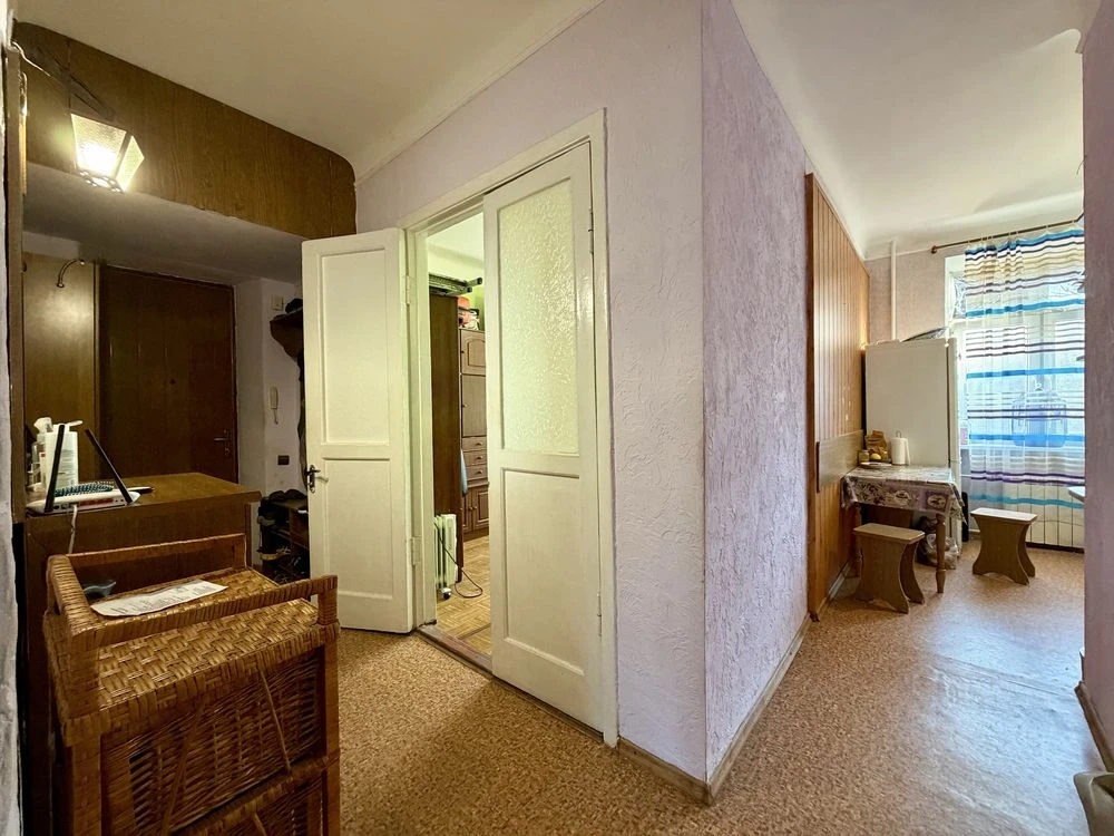 Selling 2-bedroom apartment, Central Street, "Water" stop