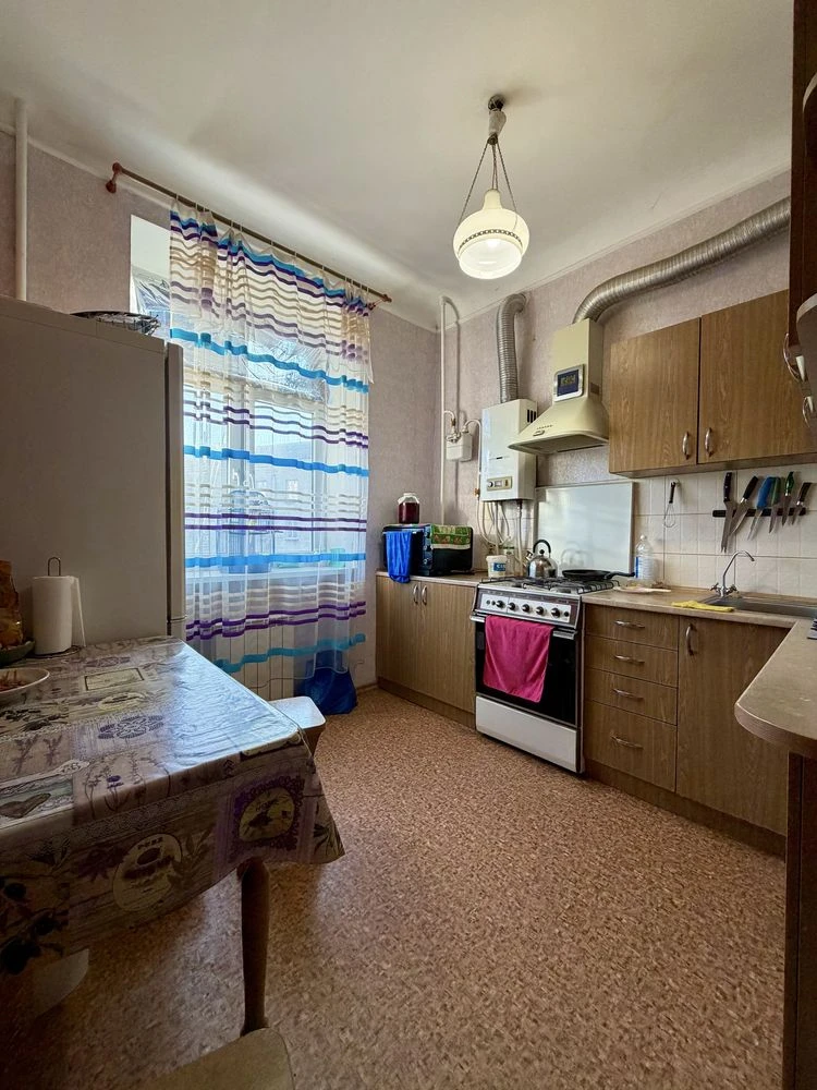 Selling 2-bedroom apartment, Central Street, "Water" stop