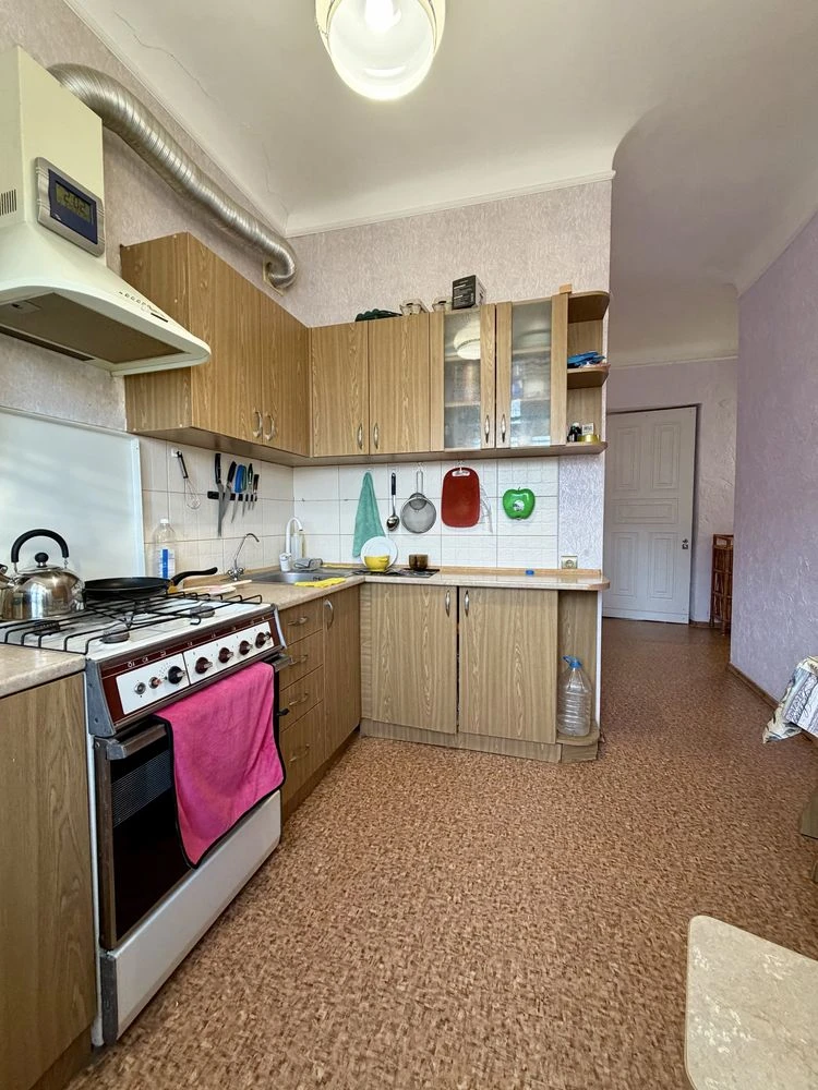 Selling 2-bedroom apartment, Central Street, "Water" stop