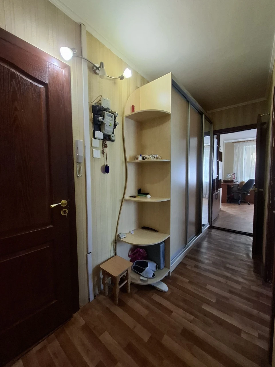 ПРОДАЮ 3-кімнатну квартиру, вулиця Перемоги