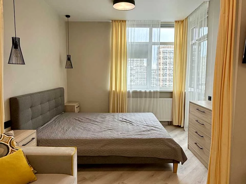 Apartment. Kyiv, Krystieriv Street