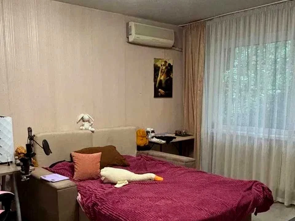 Apartment. Lubomir Guzara Prospect, Kyiv