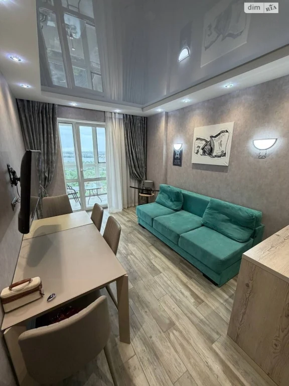Long-Term Rental Apartment, Park Shevchenko