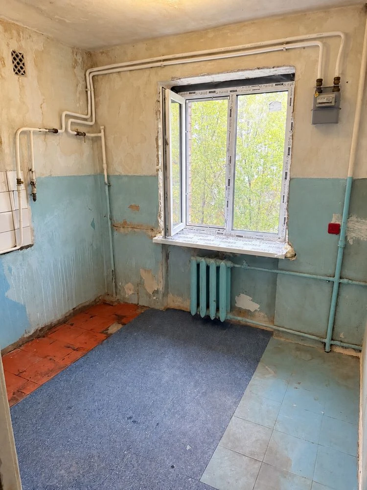 Sale of a 3-bedroom apartment from the owner, St. Preobrazhenskyy