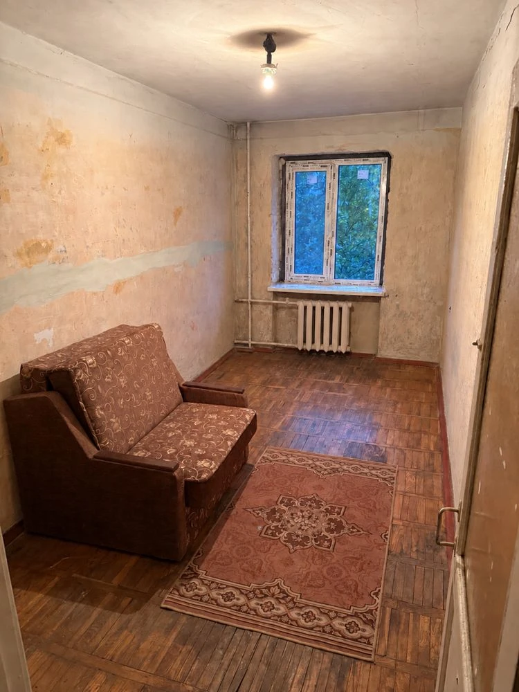 Sale of a 3-bedroom apartment from the owner, St. Preobrazhenskyy
