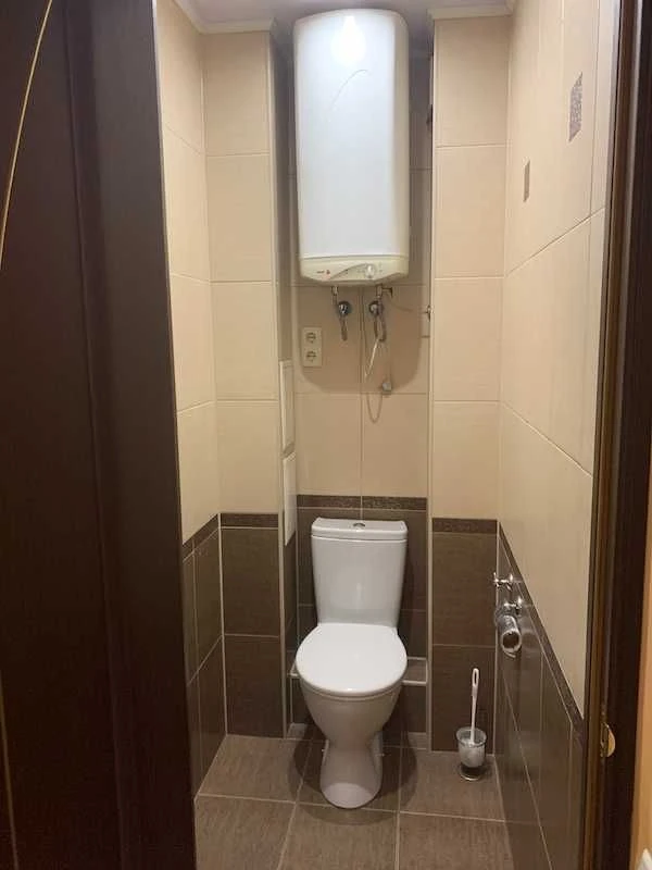 Spacious, fully furnished 2-bedroom apartment