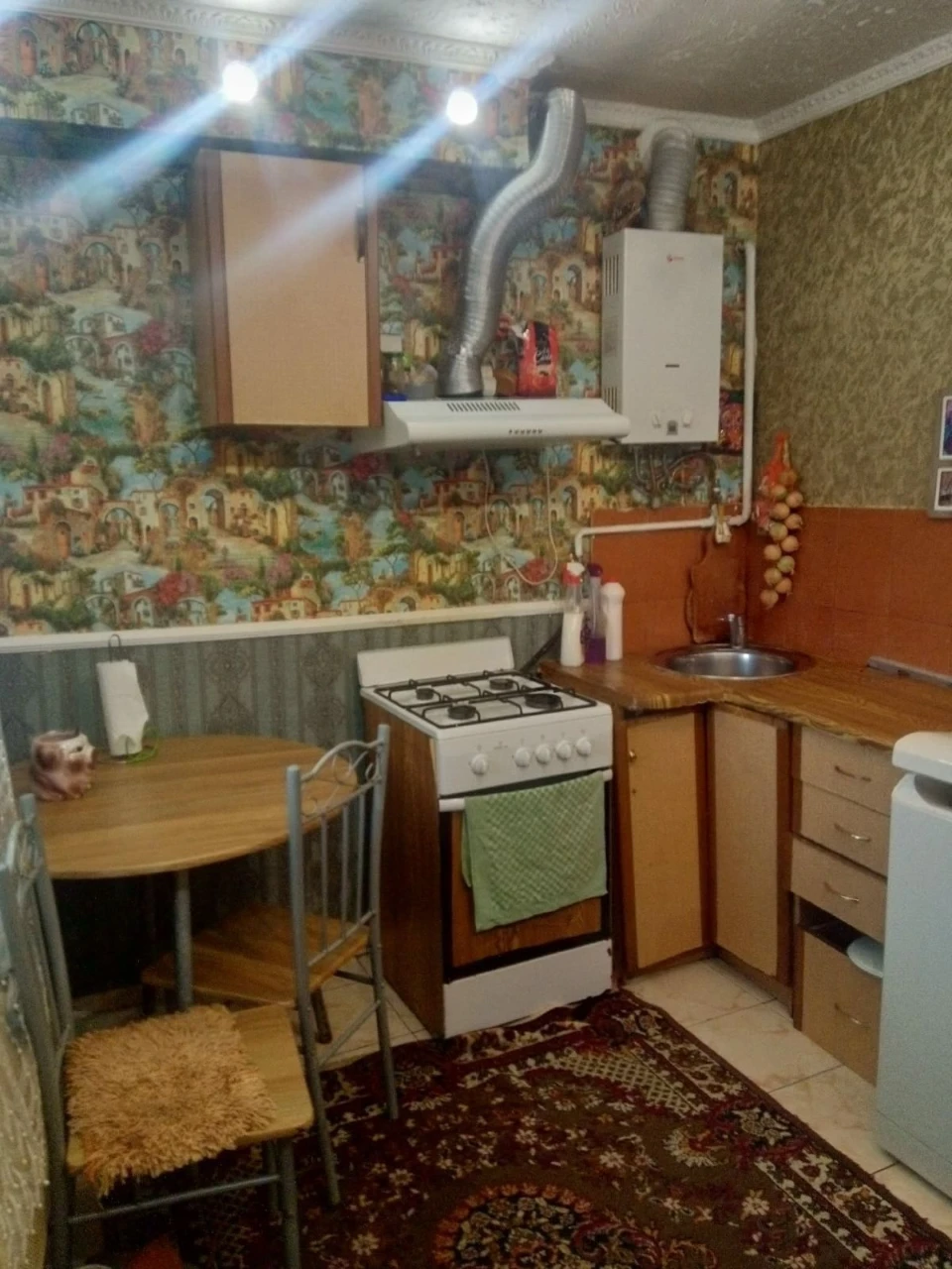 Urgent sale of a 2-room house. Radvanka district, 2 acres of land