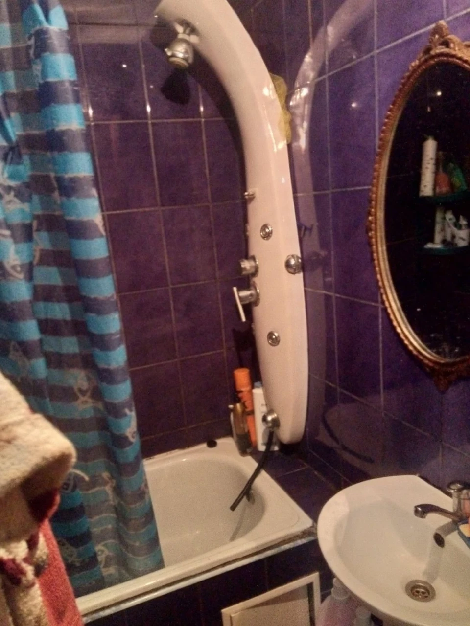 Urgent sale of a 2-room house. Radvanka district, 2 acres of land