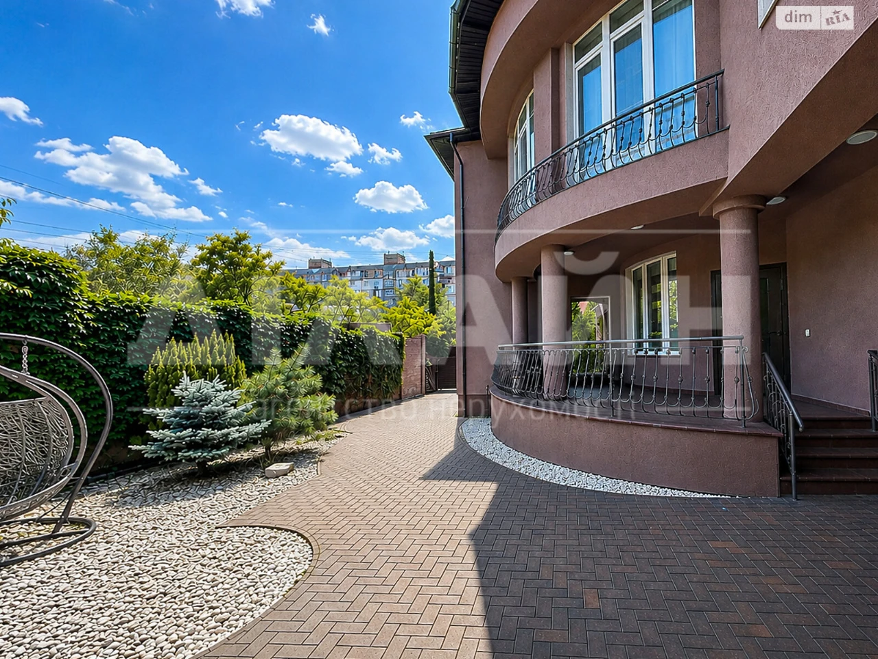 House for sale Voznesenivskyi (Ordzhonikidzevskyi)