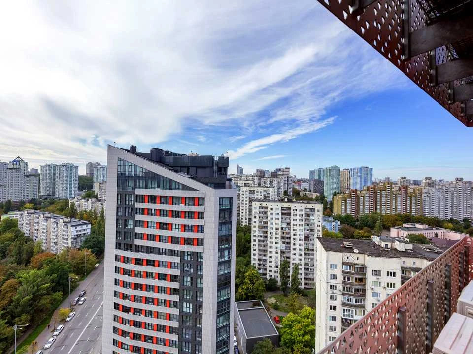 Квартира. Київ, вулиця Митрополита Василя Липківського.