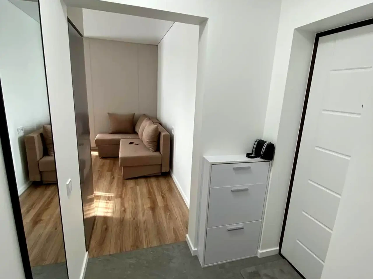 Студія в оренду, 1 кімната, 30 м²