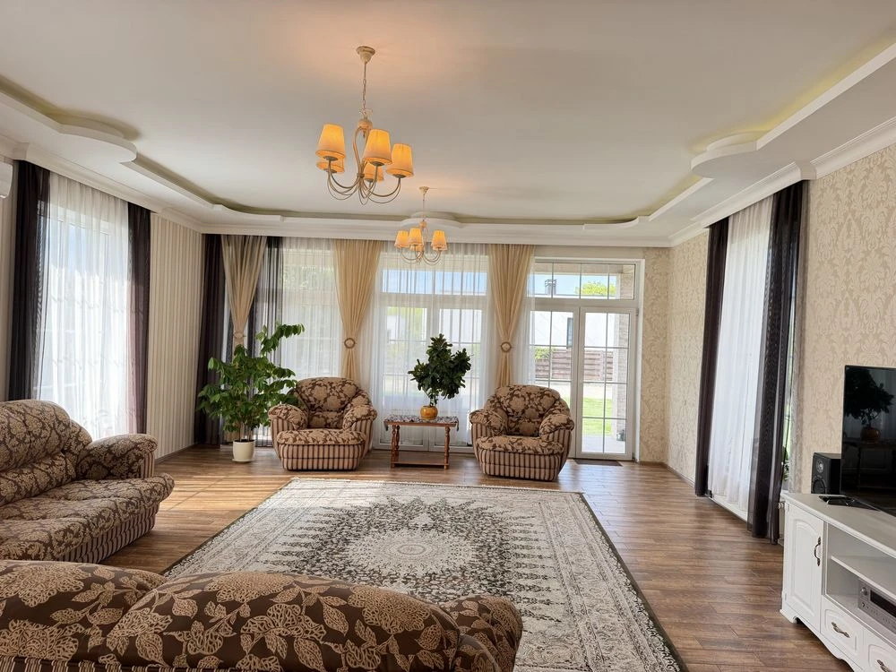 House for sale. City utilities, district of Dastor